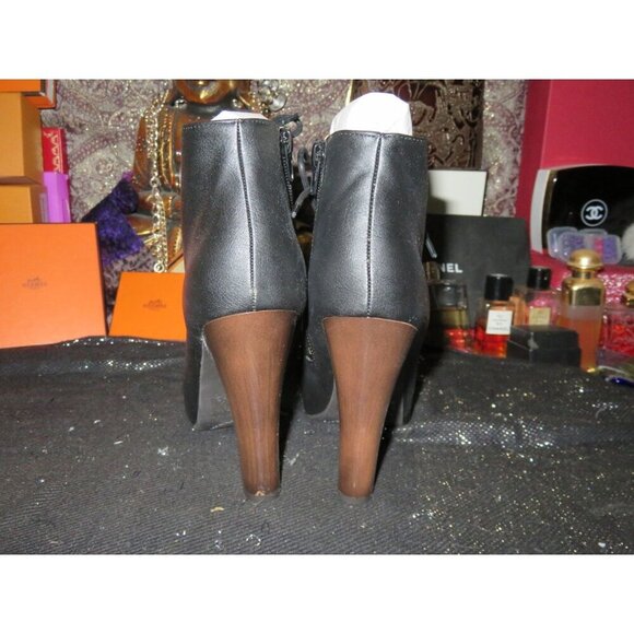 Qupid Puffin Black Leatherette Lace Up Platform Wooden Heel Ankle Bootie sz 8 - Picture 4 of 14